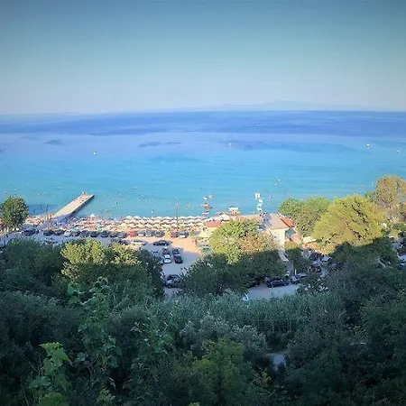 Isabelle's Daire Kallithea (Chalkidiki)